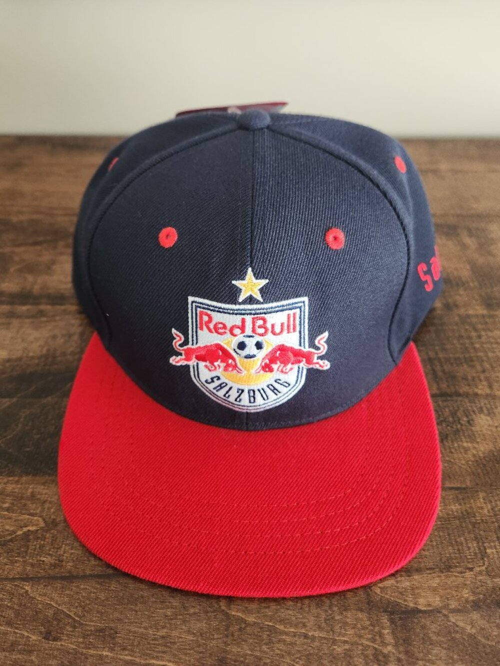FC Red Bull Salzburg Snapback Hat NWT